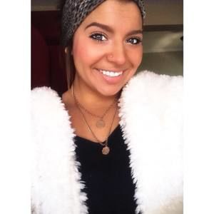 Meet your Posher, Olivia